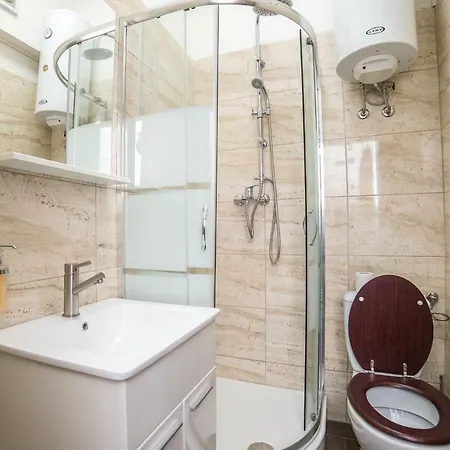 Midtown Center Апартаменты *