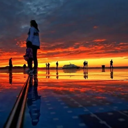 Midtown Center Апартаменты Задар