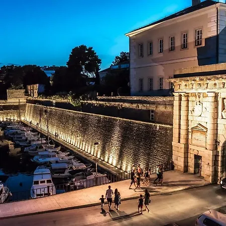 Midtown Center Daire Zadar