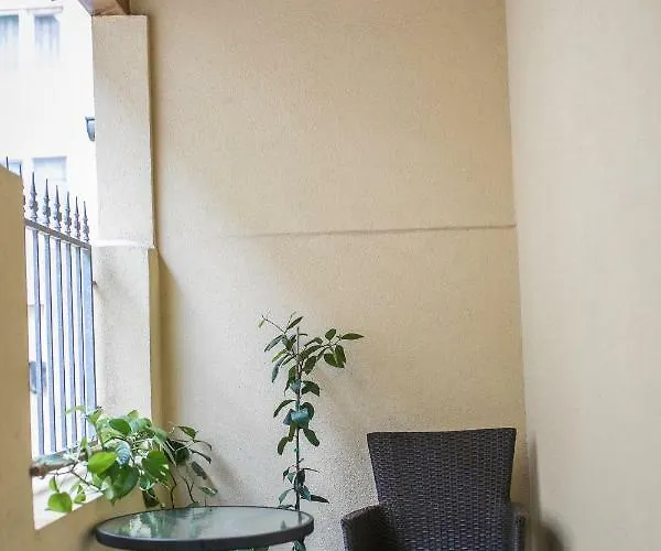 Midtown Center Daire *